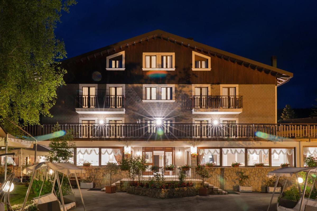 Hotel Edelweiss Пескассеролі Екстер'єр фото