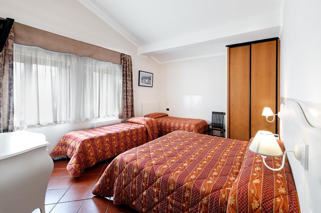 Hotel Edelweiss Пескассеролі Екстер'єр фото